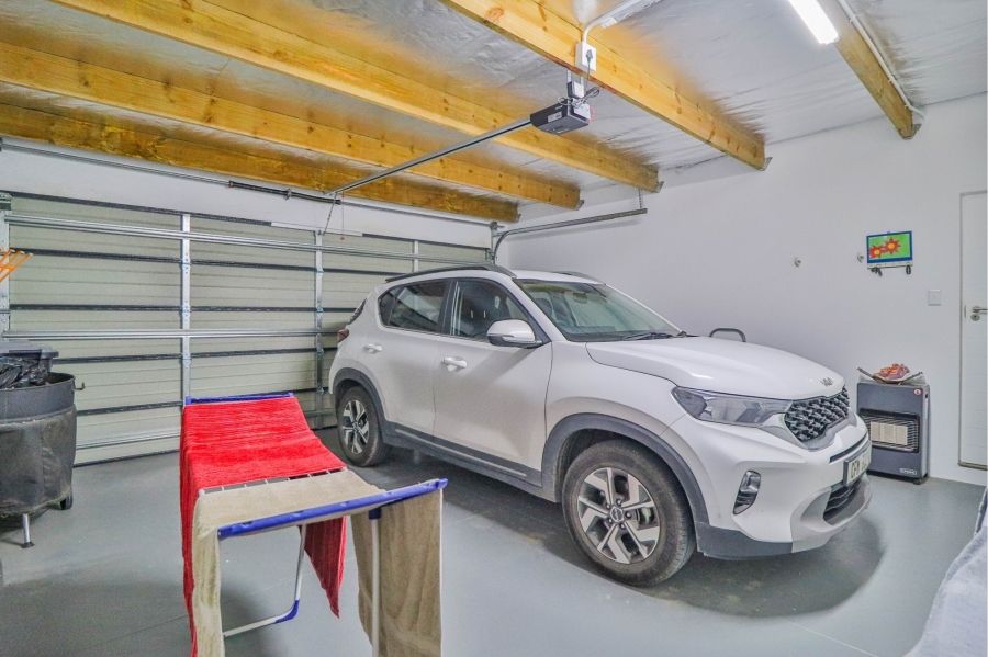 3 Bedroom Property for Sale in Aan de Wijnlanden Western Cape